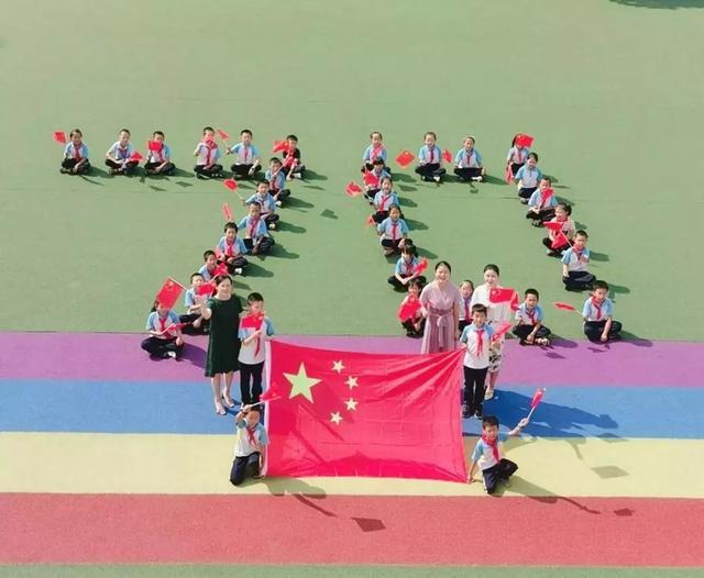 探索如果自己再婚会怎么对待对方的孩子?精彩世界!